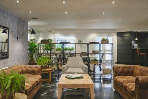 Posedenie v ubytovaní Arenas Atiram Hotel