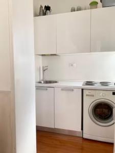 A kitchen or kitchenette at Romacentrarte