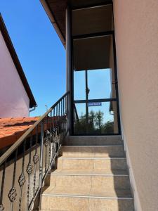 Balkón alebo terasa v ubytovaní Sobe Zimmer Frei + 31 fotografií