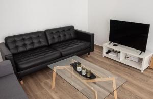 Prostor za sedenje u objektu Stylish spacious apartment in Palaio Faliro (C1)