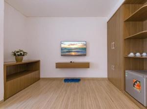 TV a/nebo společenská místnost v ubytování An Bình Tân Hotel