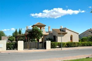 Το κτήριο όπου στεγάζεται  η βίλα