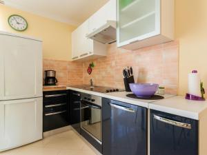 Fotografie z fotogalerie ubytování Modern Apartment in The Croatian Islands with Terrace v destinaci Malinska