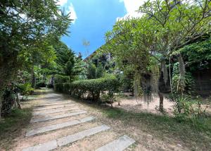 Zahrada ubytování Mae Somboon House