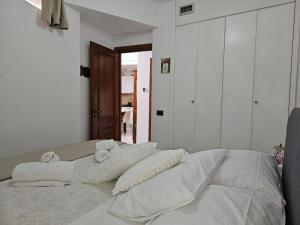 A bed or beds in a room at LA Giulia