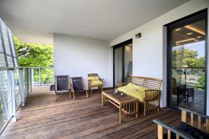 Balkon lub taras w obiekcie About Art Apartments - Sikorskiego