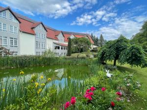 Ein Garten an der Unterkunft Hotel Marschall Duroc