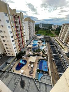 an aerial view of an amusement park in a city at 905B -Residencial Privé das Thermas I- in Caldas Novas