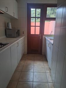 Kuchyň nebo kuchyňský kout v ubytování Hotel y Cabañas Palomar - Caja los Andes