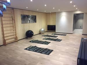 a room with a bunch of mats on the floor at Chamonix Praz Vue Mt Blanc Piscine in Chamonix-Mont-Blanc