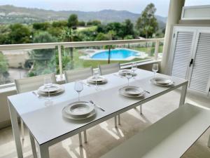 Swimmingpoolen hos eller tæt på La Cala Golf - Luxury 3bed apartment - First line golf view
