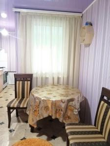 Un lugar para sentarse en В Сердце города) Оперный Театр