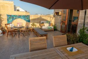 Balkoni atau teres di Laremi Gozo B&B