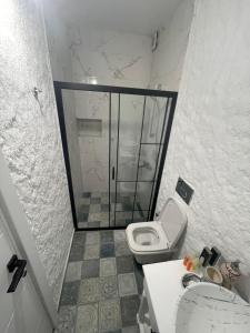 Koupelna v ubytování ALAÇATI XL LUXURY HOTEL