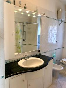 Foto dalla galleria di Appartamento Vacanze Teulada a Teulada