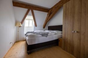 Cama o camas de una habitación en Klosterhotel St. Petersinsel