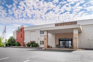 a parking lot in front of a building at Holiday Inn Express Greencastle by IHG in Greencastle