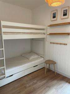 Posteľ alebo postele v izbe v ubytovaní Appartement à Seignosse océan 2 chb et jardin
