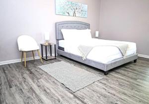 Voodi või voodid majutusasutuse Comfy Two-Bedroom Apartment in Arlington toas