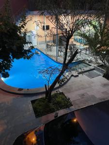 Bassein majutusasutuses Red Hotel Yerevan Center või selle lähedal