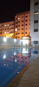 Bazén v ubytování Appartement centre oued laou avec piscine été nebo v jeho okolí