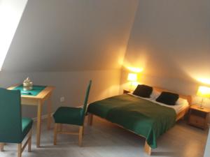 Postel nebo postele na pokoji v ubytování Korab Wisełka & SPA