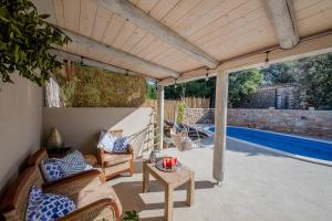 Hồ bơi trong/gần Villa Fjaka Rab +29 ảnh