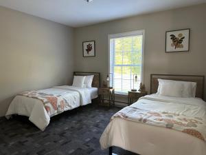 Hidden Oasis, Duplex A. Close to almost everything客房内的一张或多张床位