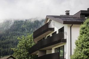 Vue générale sur la montagne ou vue sur la montagne depuis l'hôtel