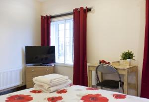 ノッティンガムにあるEmporium Apartments - Nottingham City Centre - Your own 7 Bedrooms Apartment with 3 Bathrooms and full Kitchen - "Cook as you would at Home" - opposite Victoria Centre Shopping Centre - Outdoor Parking for Cars or Vans at five pounds a dayのギャラリーの写真