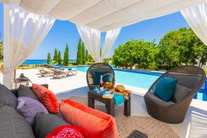 Gallery image of Annabel Beach Palace in Lachi