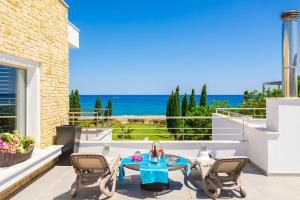 Gallery image of Annabel Beach Palace in Lachi