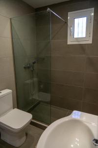 A bathroom at Dadee's Grande