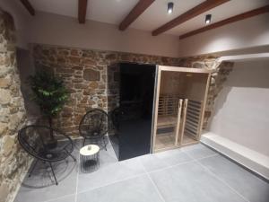 Фотография из галереи Villa Copun with heated pool в Рабе