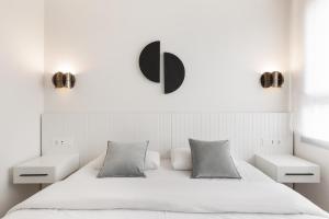 Posteľ alebo postele v izbe v ubytovaní Port Forum Apartments by Olala Homes