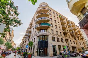 Kiraly Str. Corner Downtown 1061 Budapest, 32 Király utca 3/3. kép - 2
