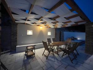 Фотография из галереи Villa Copun with heated pool в Рабе