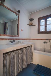 A bathroom at Kea Boho Luxury with Pool & Stunning Views
