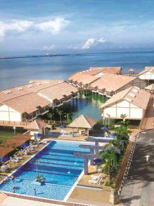 Ảnh trong thư viện ảnh của Tower and Water Seaview Lexis water chalet ở Port Dickson +24 ảnh