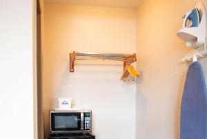 TV a/nebo společenská místnost v ubytování Days Inn by Wyndham Waynesboro
