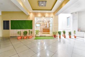 Posezení v ubytování FabHotel Symphony Grand