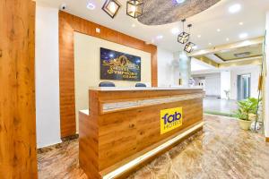 TV a/nebo společenská místnost v ubytování FabHotel Symphony Grand