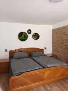 Een bed of bedden in een kamer bij Apartmán Zelenka