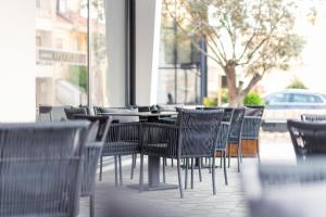 Ein Sitzbereich in der Unterkunft Aparthotel & Spa KASMI