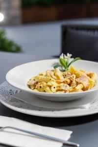 Essen im Hotel oder in der Nähe