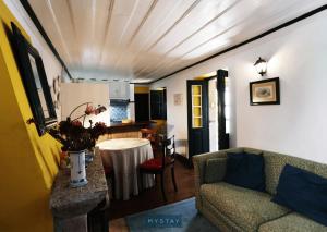Зона вітальні в MyStay - Casa de Abbades