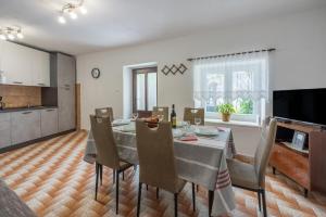 Kuchyň nebo kuchyňský kout v ubytování House Katica