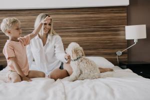 Hostia v ubytovaní Hotel Diva SPA