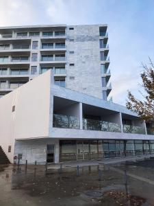 Το κτήριο όπου στεγάζεται  το διαμέρισμα