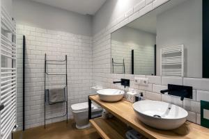 Łazienka w obiekcie Loft Center Burgos by Unique Rooms